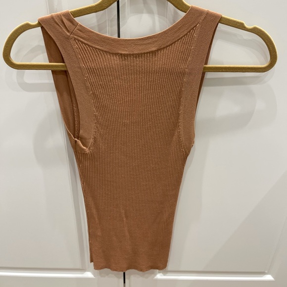Nude coloured Zara ribbed tank top - Picture 3 of 3